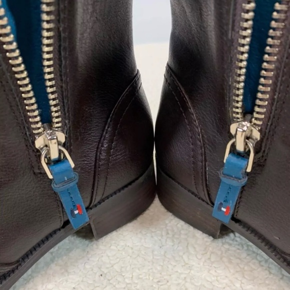 TOMMY HILFIGER Fallon 2 Dark Brown 1" Heel Zip Up Fashion Ankle Boot Shoes 8.5M - Picture 6 of 16